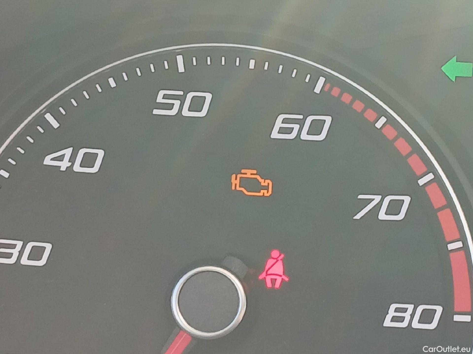  Seat  Ibiza SEAT  / 2017 / 5P / berlina con portón 1.0 MPI 59kW (80CV) Reference Plus(SP) #1