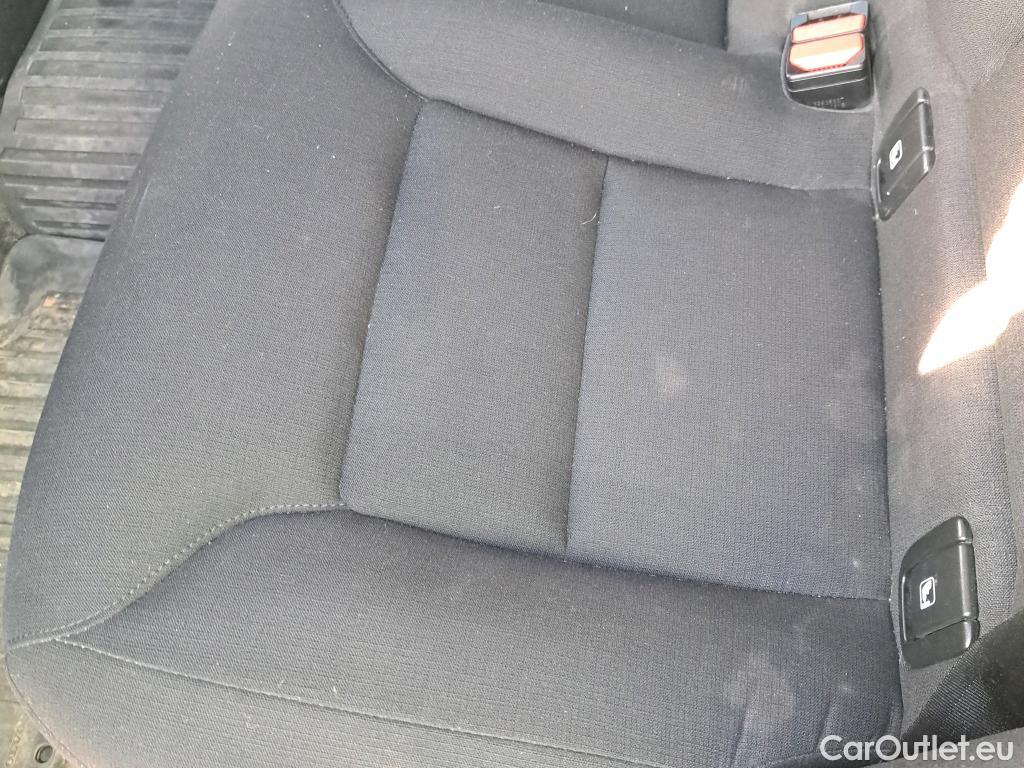  Volvo  XC60 VOLVO  / 2017 / 5P / todoterreno 2.0 B4 D AWD Momentum Pro Auto #6