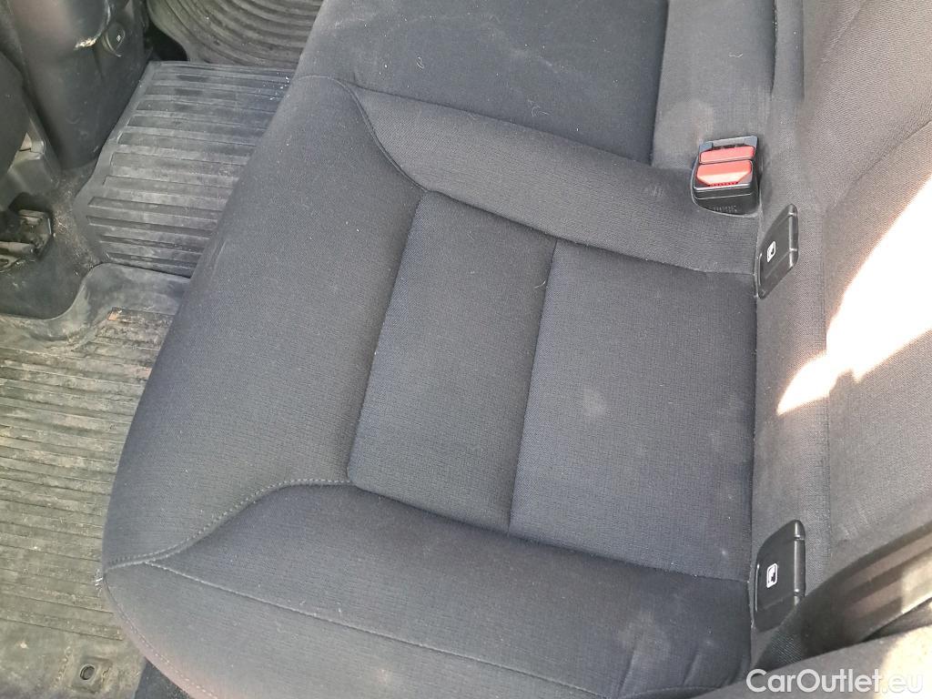  Volvo  XC60 VOLVO  / 2017 / 5P / todoterreno 2.0 B4 D AWD Momentum Pro Auto #5