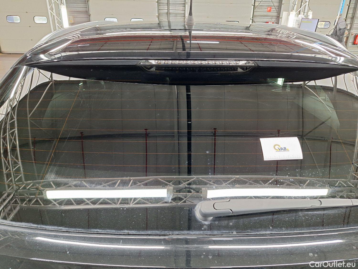  Peugeot  308 Peugeot,  SW FL'17, Peugeot  SW 1.2 PureTech 130 S&S EAT8 GT Line 5 #22