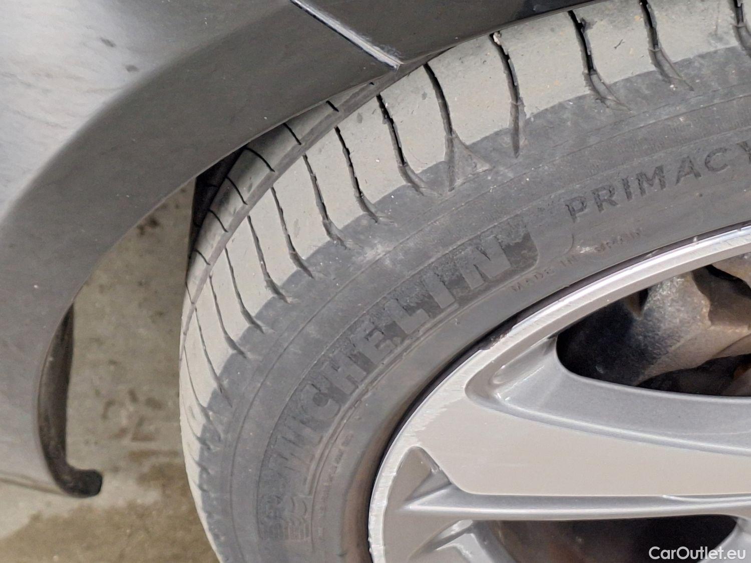  Peugeot  308 Peugeot,  SW FL'17, Peugeot  SW 1.2 PureTech 130 S&S EAT8 GT Line 5 #25