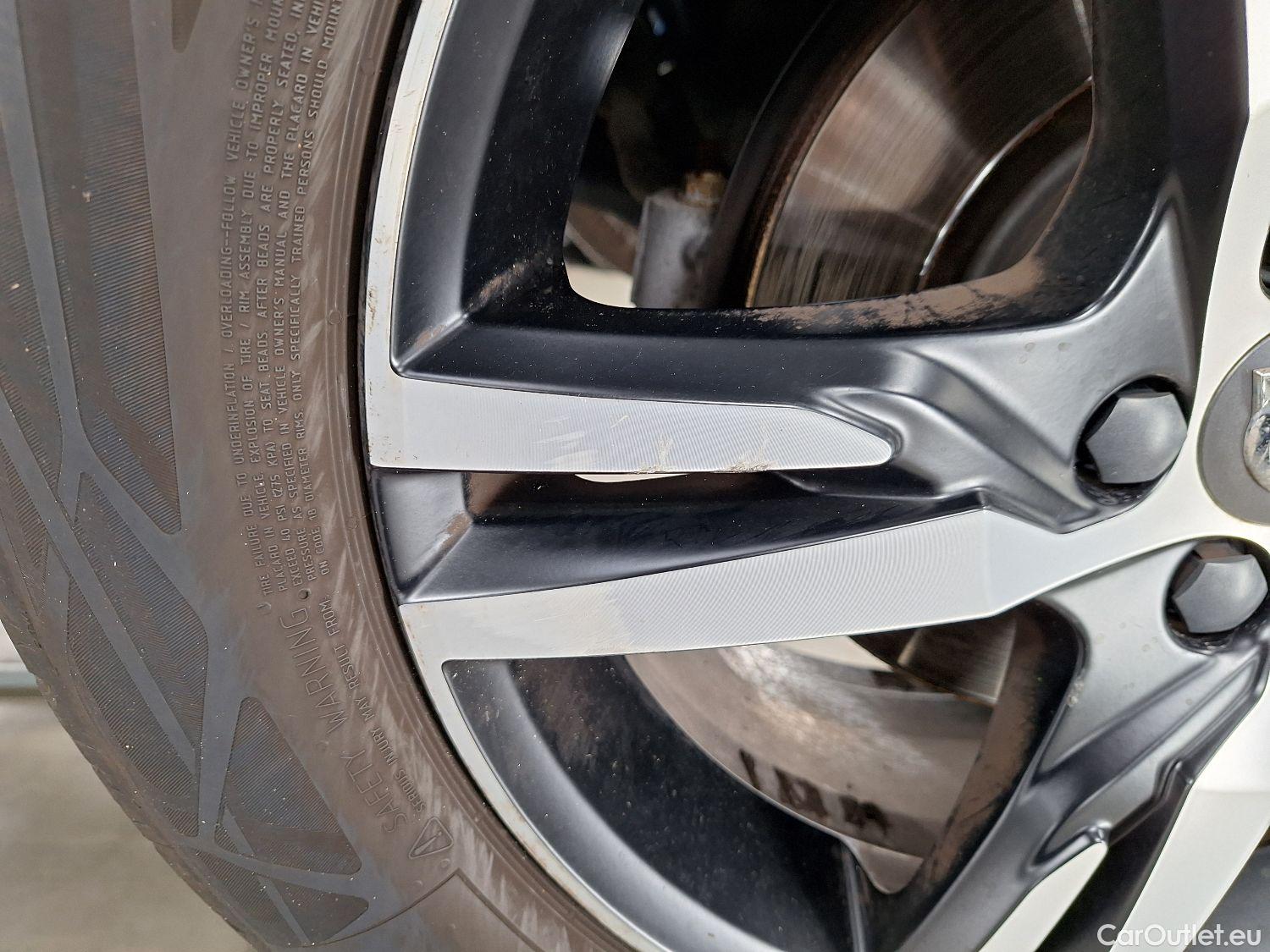  Volvo  XC 40 Volvo, XC40 '17, Volvo XC40 T3 Geartronic R-Design 5d #6