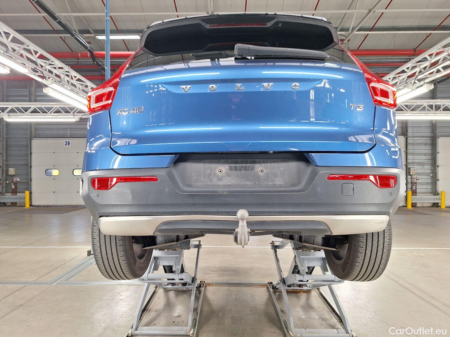  Volvo  XC 40 Volvo, XC40 '17, Volvo XC40 T3 Geartronic R-Design 5d #12