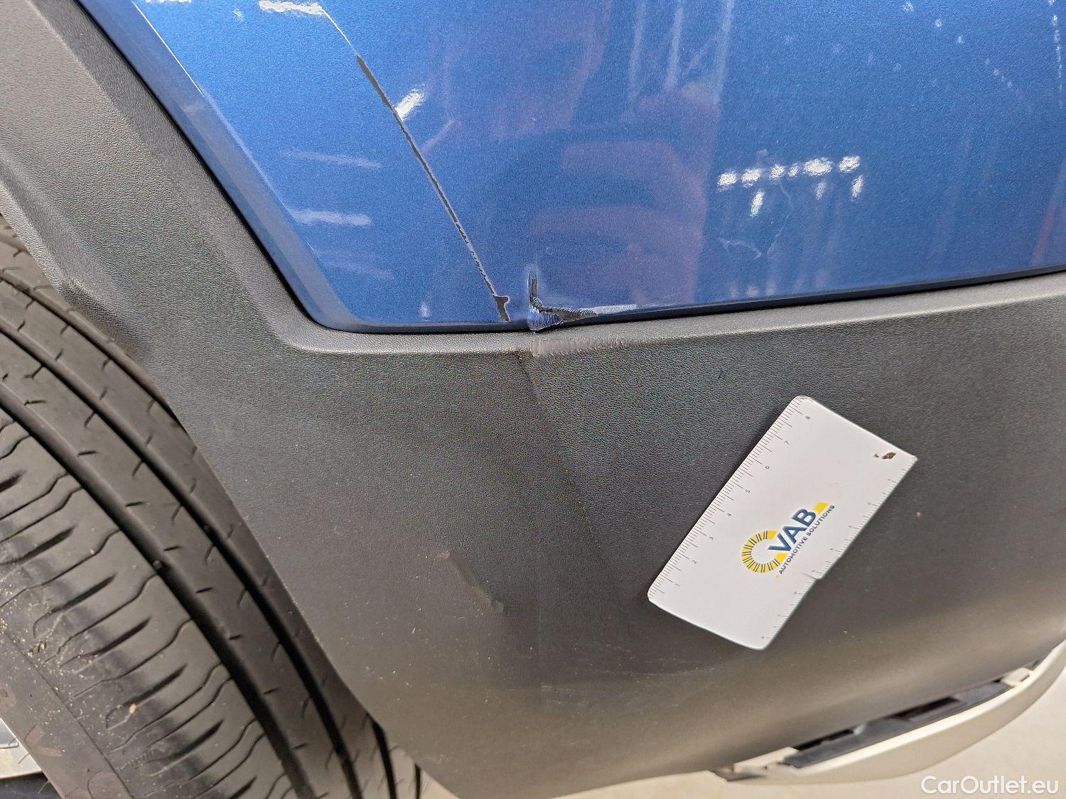  Volvo  XC 40 Volvo, XC40 '17, Volvo XC40 T3 Geartronic R-Design 5d #15