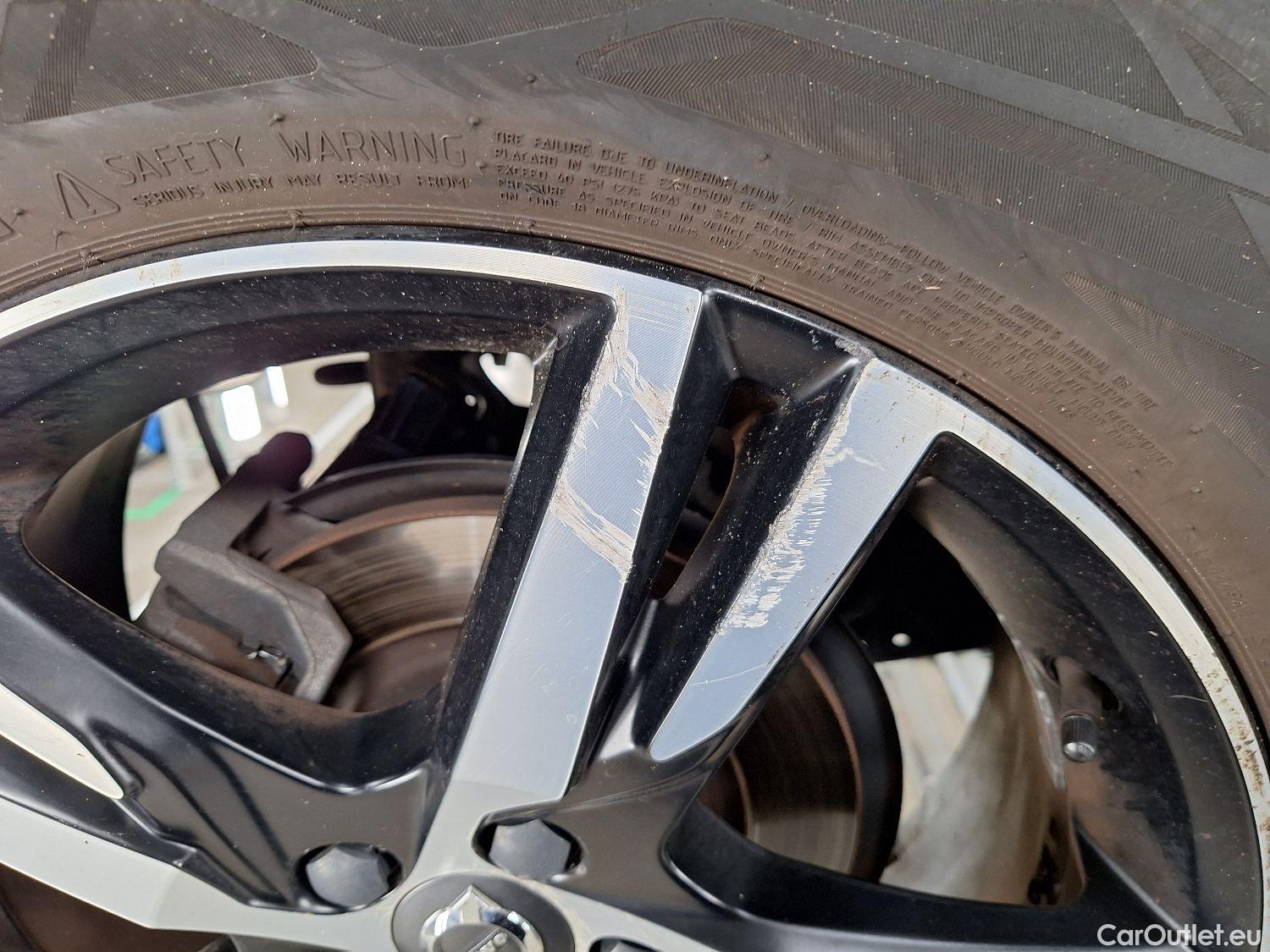  Volvo  XC 40 Volvo, XC40 '17, Volvo XC40 T3 Geartronic R-Design 5d #11