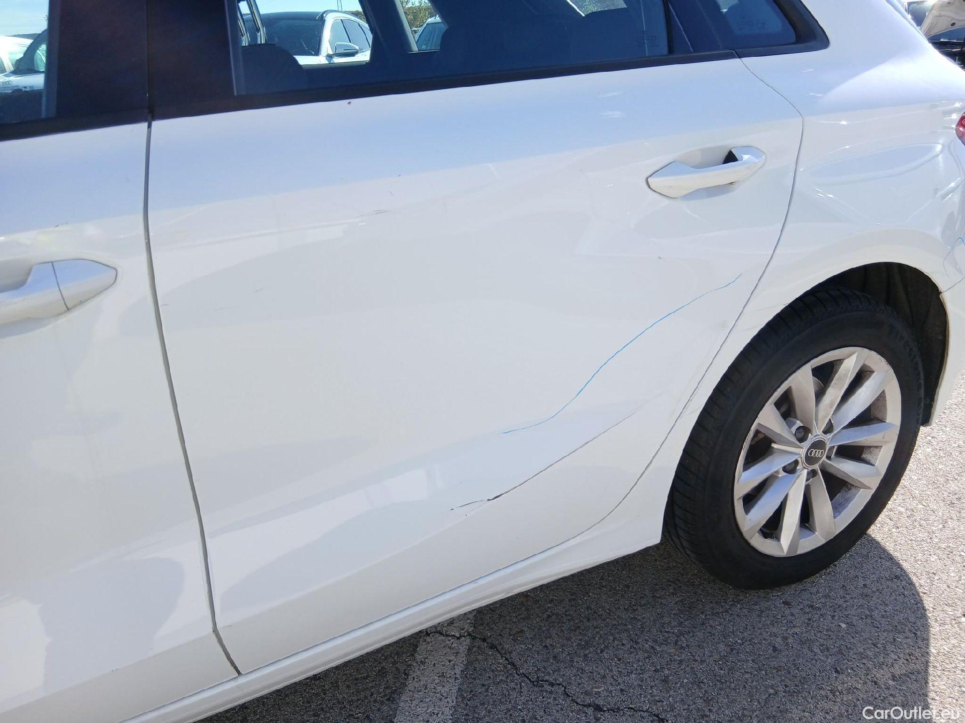  Audi  A3 AUDI  / 2020 / 5P / berlina con portón Sportback 30 TFSI 81kW (110CV) S tronic #17