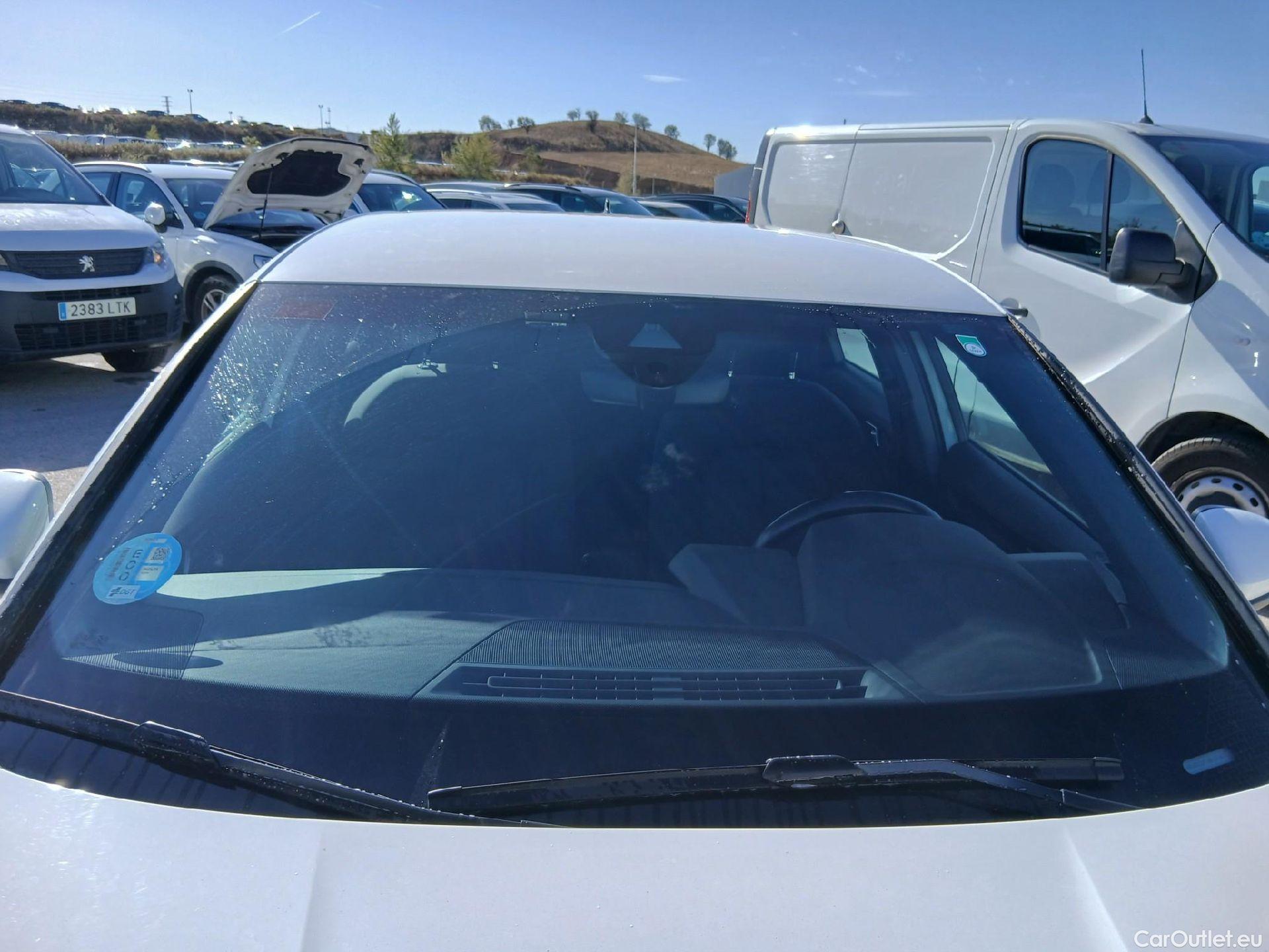  Audi  A3 AUDI  / 2020 / 5P / berlina con portón Sportback 30 TFSI 81kW (110CV) S tronic #1