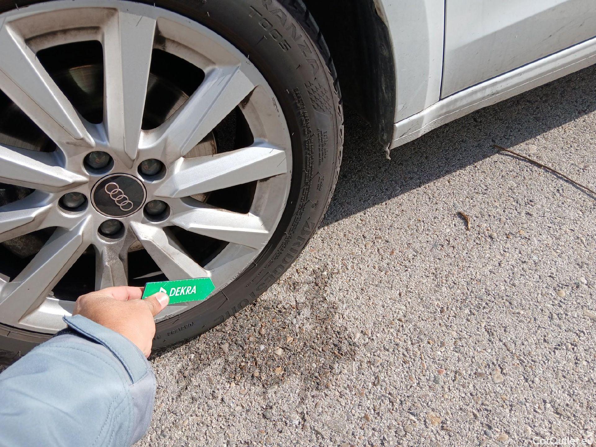  Audi  A1 Sportback AUDI A1 / 2018 / 5P / berlina con portón Sportback Advanced 30 TFSI 81kW (110CV) #1