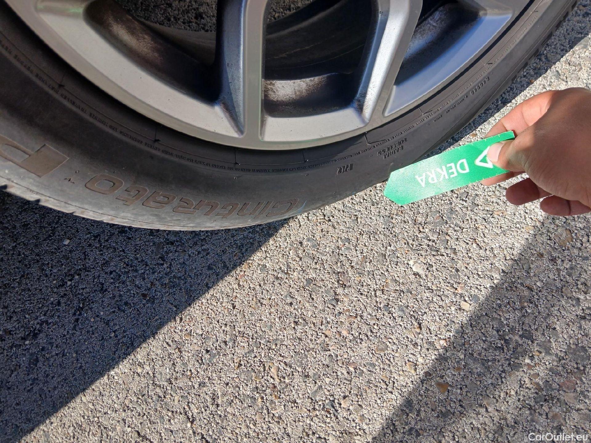  Bmw  X4 BMW  / 2018 / 5P / todoterreno xDrive20d #4