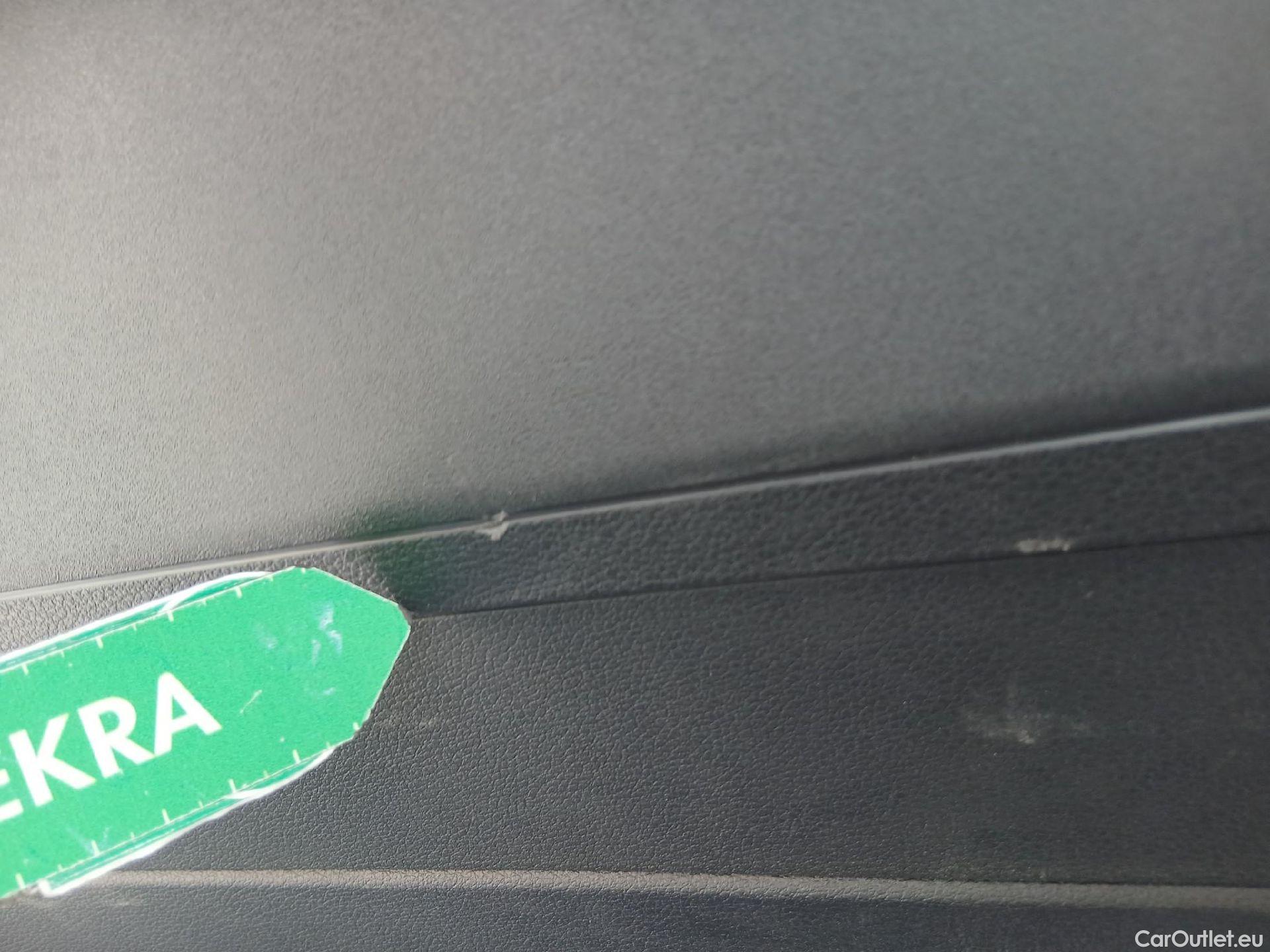  Audi  Q2 AUDI  / 2020 / 5P / todoterreno Advanced 35 TFSI 110kW (150CV) S tronic (AC) #2