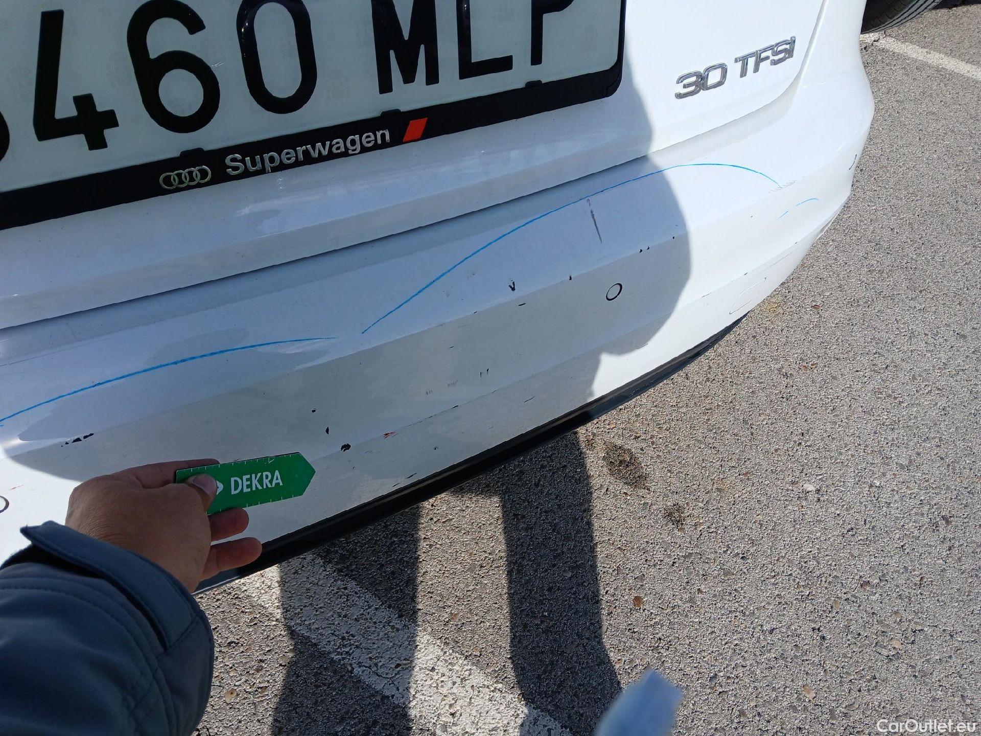  Audi  A1 Sportback AUDI A1 / 2018 / 5P / berlina con portón Sportback Advanced 30 TFSI 81kW (110CV) #9