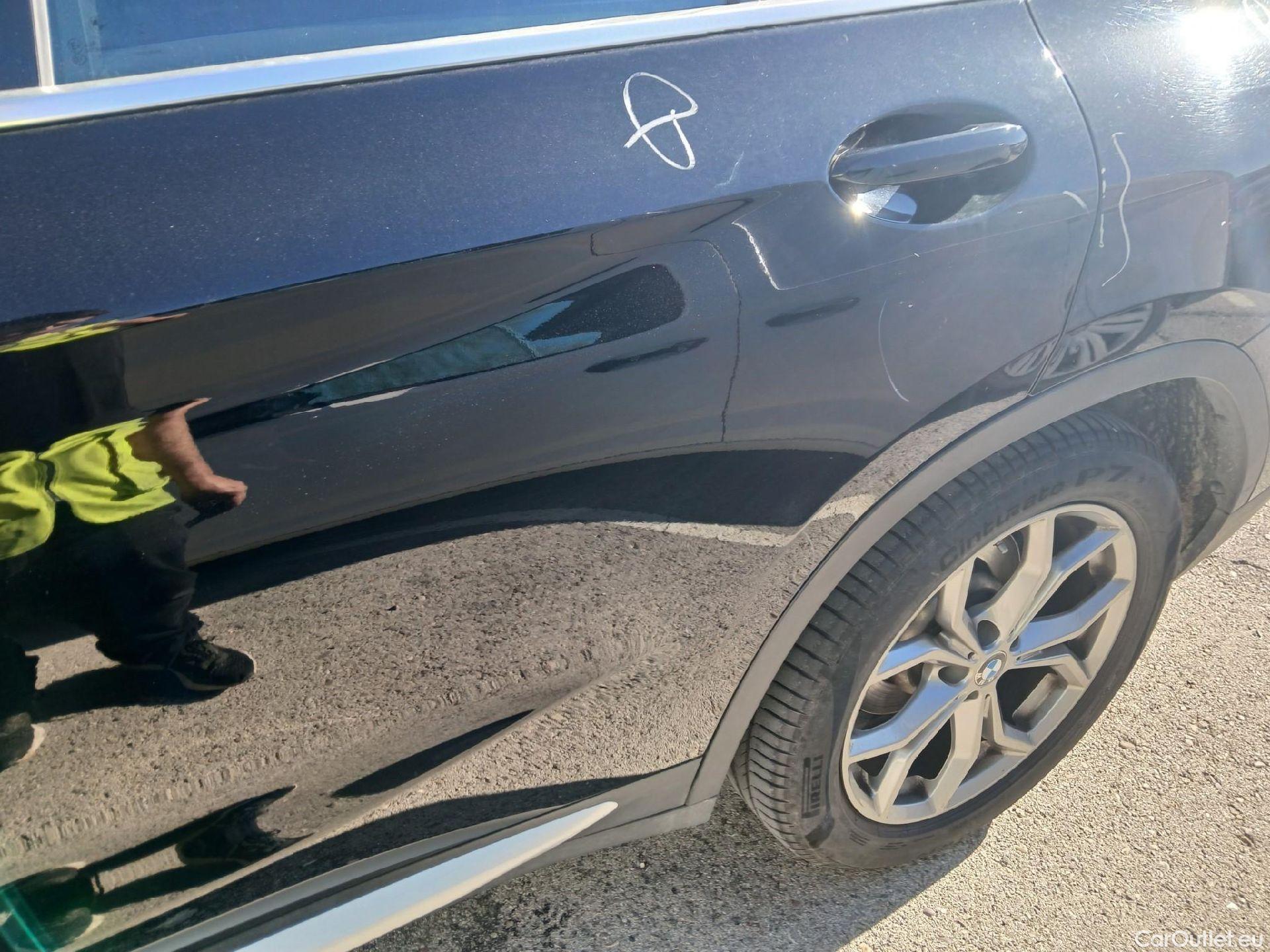  Bmw  X4 BMW  / 2018 / 5P / todoterreno xDrive20d #17