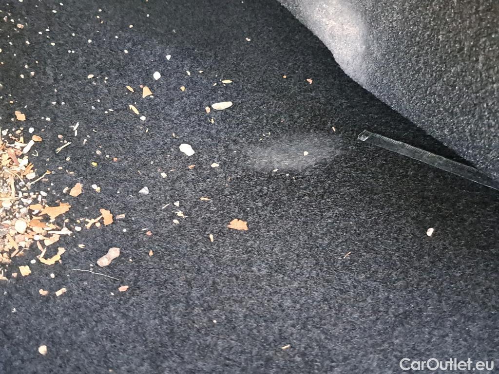  KIA  Cee'd KIA Ceed / 2018 / 5P / berlina con portón 1.6 MHEV iMT 100kW (136CV) Drive #41