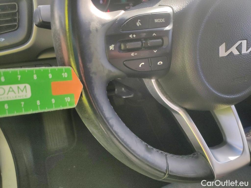  KIA  STONIC KIA  / 2017 / 5P / todoterreno 1.0 T-GDi 74kW (100CV) MHEV iMT Concept #6