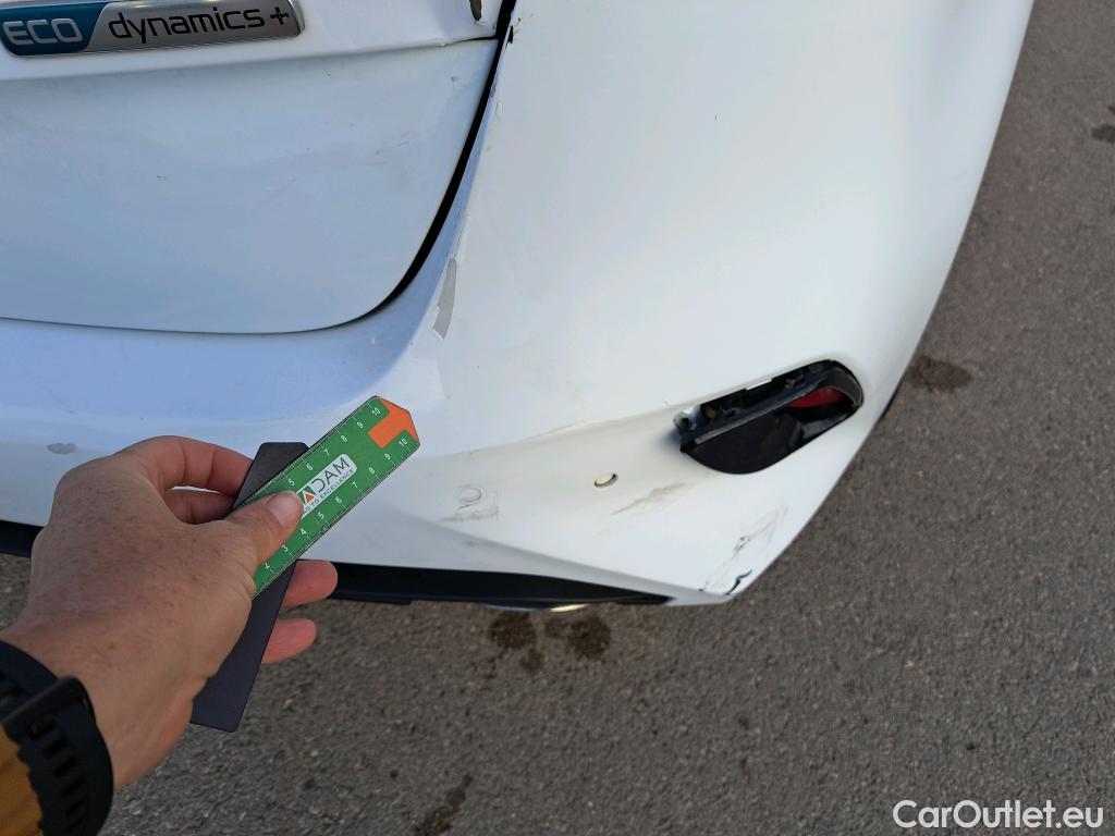  KIA  Cee'd KIA Ceed / 2018 / 5P / berlina con portón 1.6 MHEV iMT 100kW (136CV) Drive #18