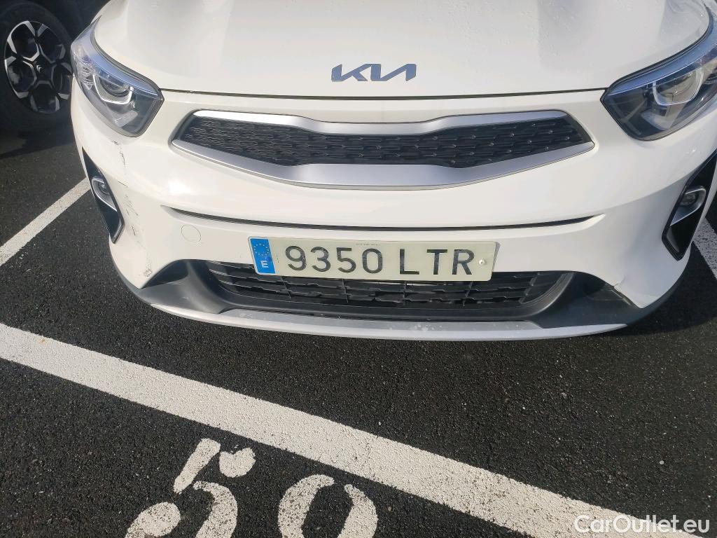  KIA  STONIC KIA  / 2017 / 5P / todoterreno 1.0 T-GDi 74kW (100CV) MHEV iMT Concept #15