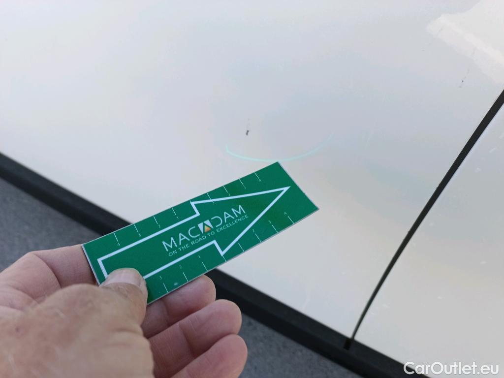  Honda  E HONDA Honda  / 2019 / 5P / brlina con portón Advanc Llantas 17