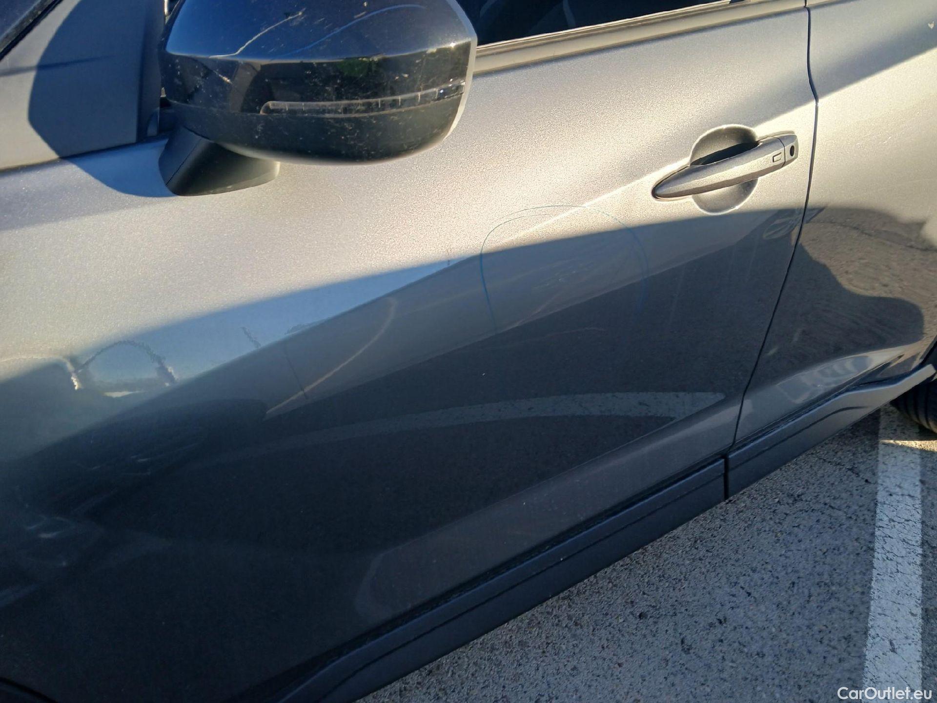  Nissan  Juke NISSAN  / 2019 / 5P / crossover DIG-T 84 kW (114 CV) 6M/T N-Connecta #15