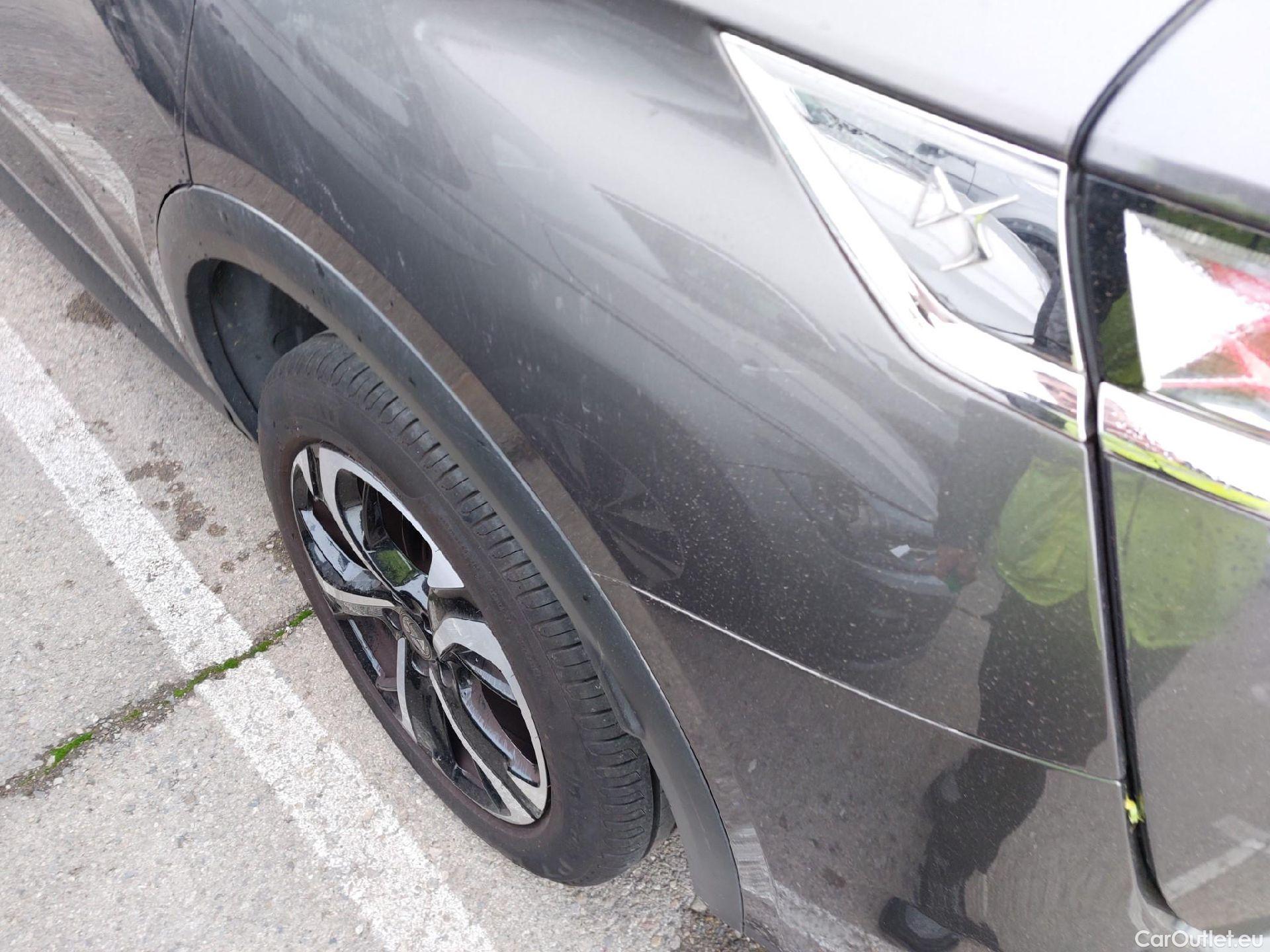  DS  DS7 DS DS 7 Crossback / 2017 / 5P / todoterreno BlueHDi DE 96kW (130CV) Auto. CHIC (AC) #12