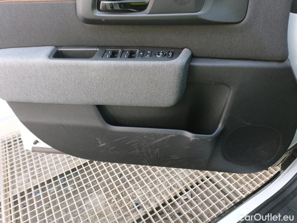  Honda  E HONDA Honda  / 2019 / 5P / brlina con portón Advanc Llantas 17