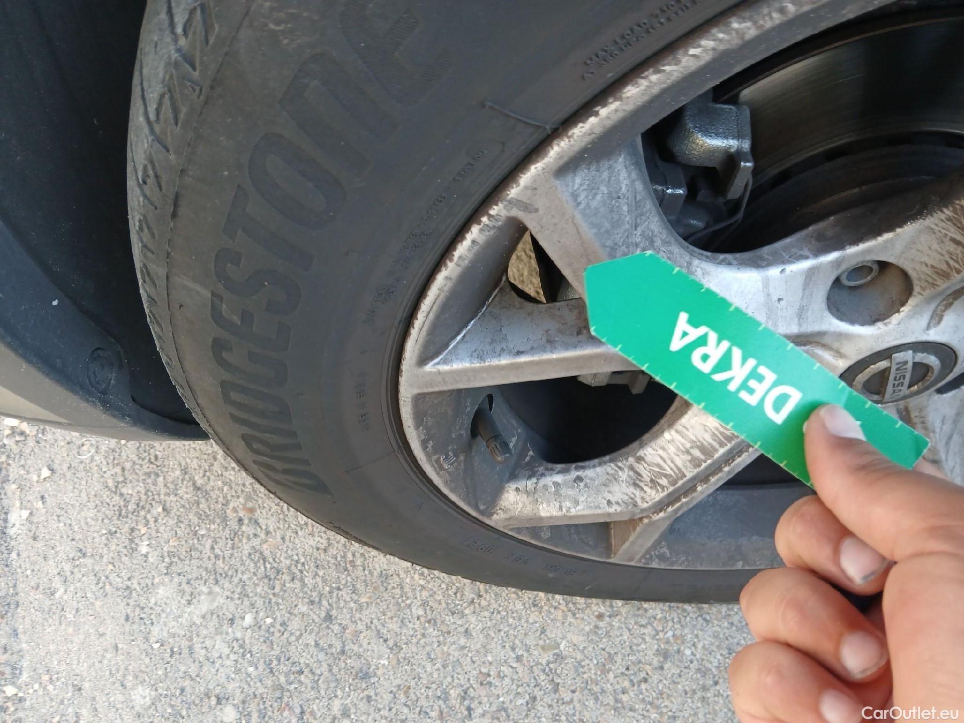  Nissan  Juke NISSAN  / 2019 / 5P / crossover DIG-T 84 kW (114 CV) 6M/T N-Connecta #8