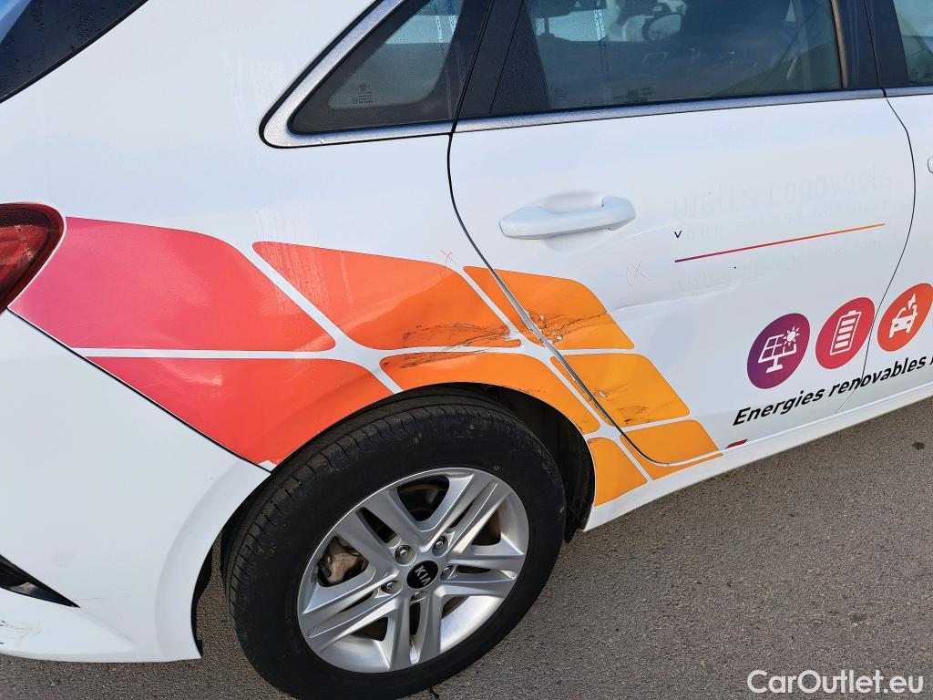  KIA  Cee'd KIA Ceed / 2018 / 5P / berlina con portón 1.6 MHEV iMT 100kW (136CV) Drive #1