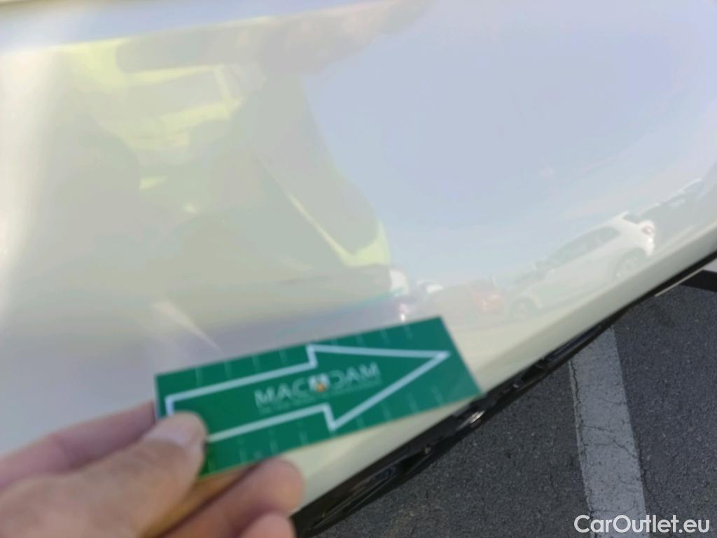  Honda  E HONDA Honda  / 2019 / 5P / brlina con portón Advanc Llantas 17