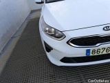  KIA  Cee'd KIA Ceed / 2018 / 5P / berlina con portón 1.6 MHEV iMT 100kW (136CV) Drive #17