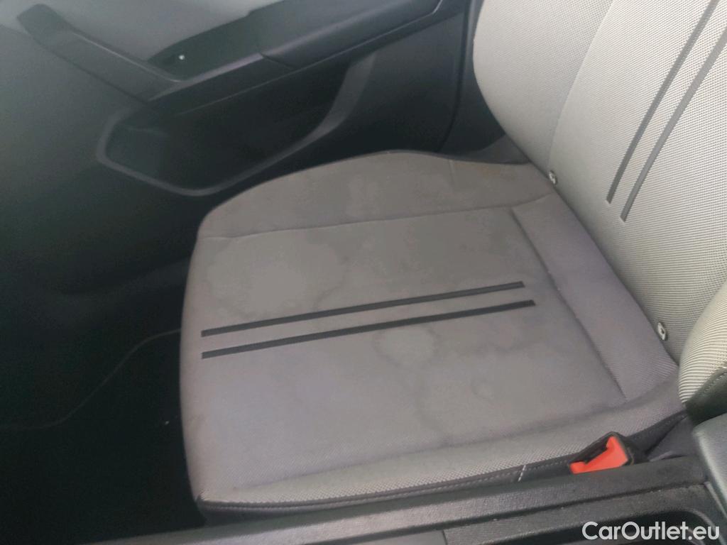  Seat  Leon SEAT Nuevo León / 2020 / 5P / familiar SP 2.0 TDI 85kW Style Go(SP) #5