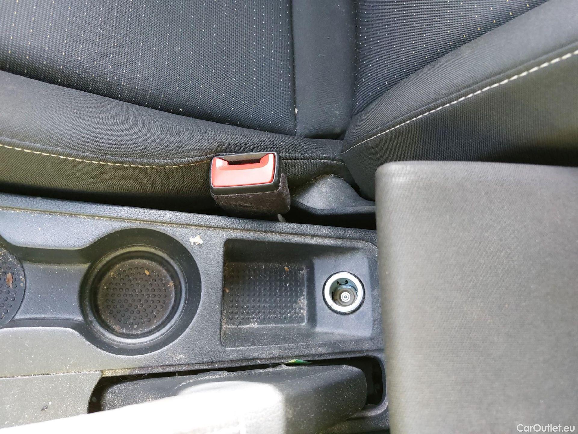  Seat  Arona SEAT  / 2017 / 5P / todoterreno 1.0 TSI 81kW (110CV) Style Plus (AC) #23