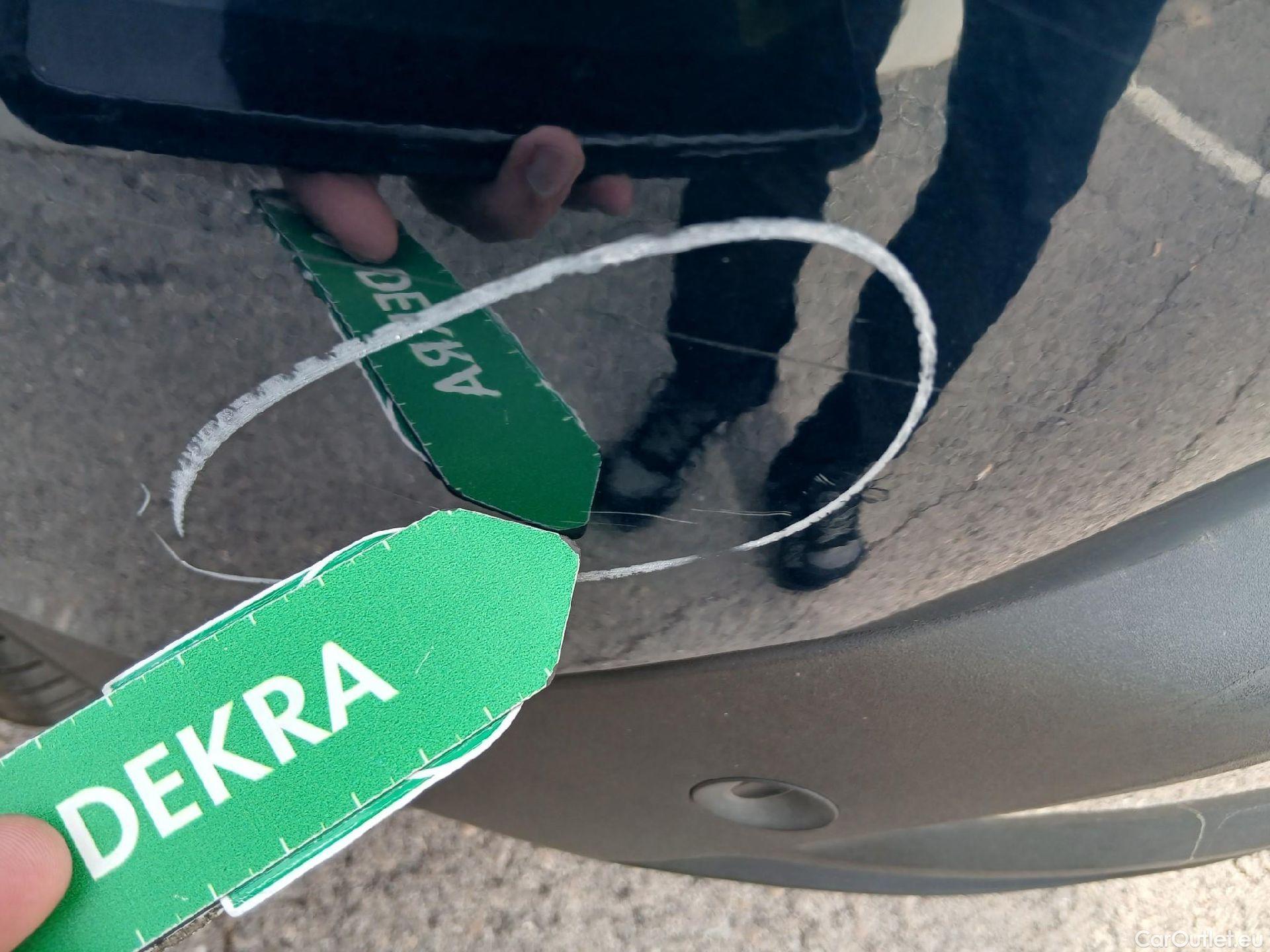  Peugeot  3008  Allure Pack 1.5 HDi 130CV AT8 E6d #24