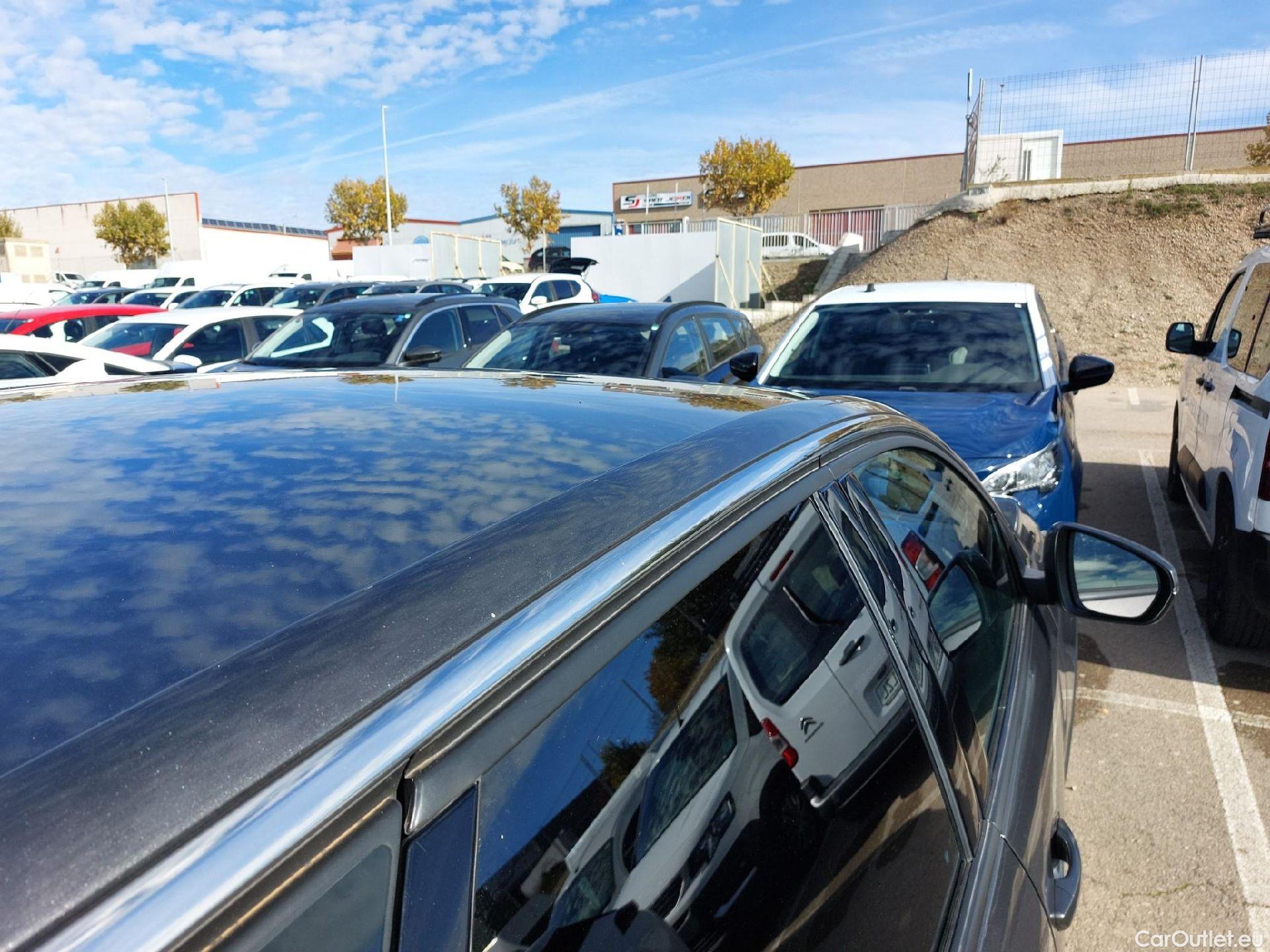  Peugeot  3008 PEUGEOT  / 2020 / 5P / todoterreno 1.5 BlueHDi 96kW (130CV) S&S Active Pack #7