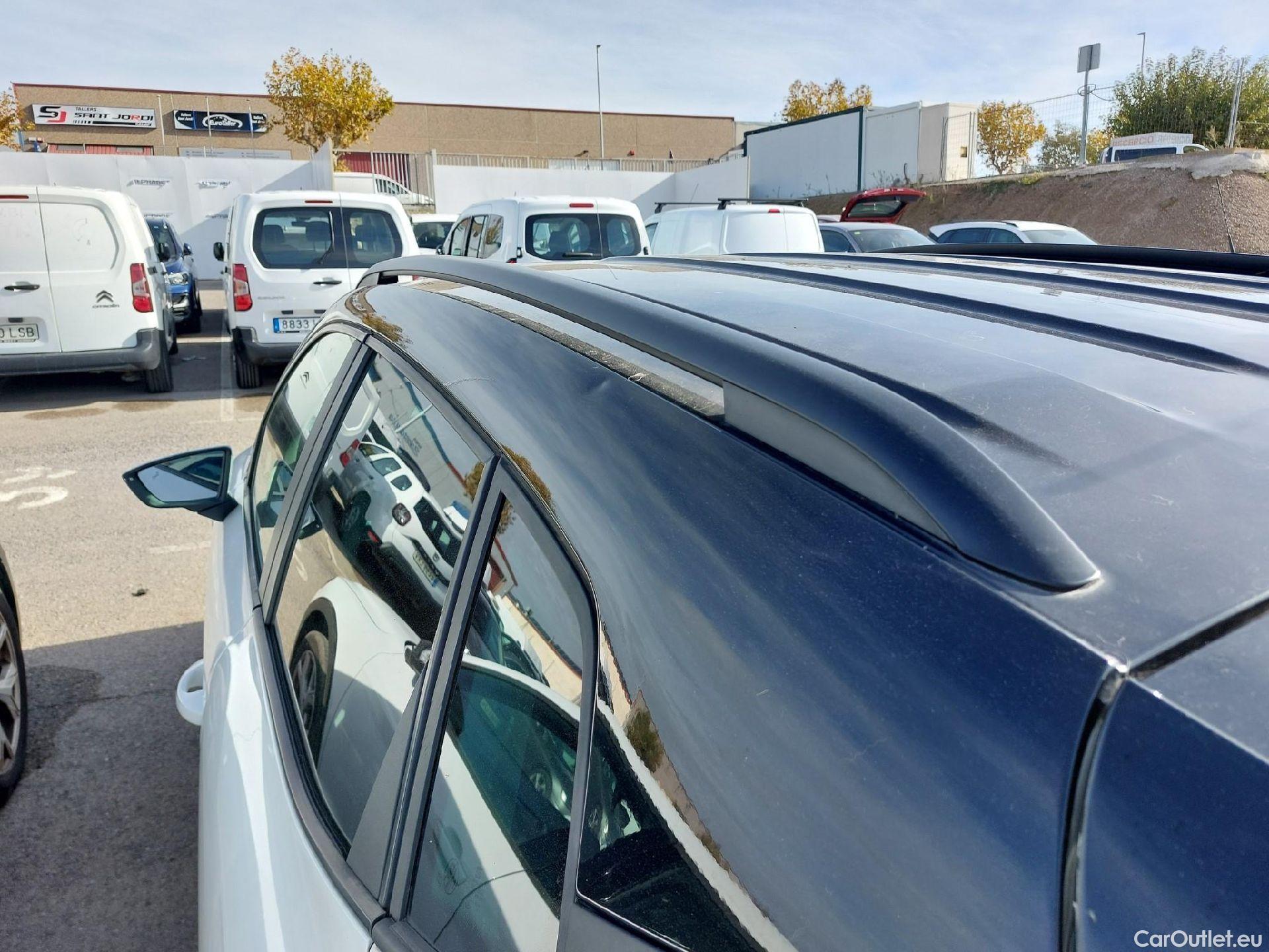  Seat  Arona SEAT  / 2017 / 5P / todoterreno 1.0 TSI 81kW (110CV) Style Plus (AC) #8