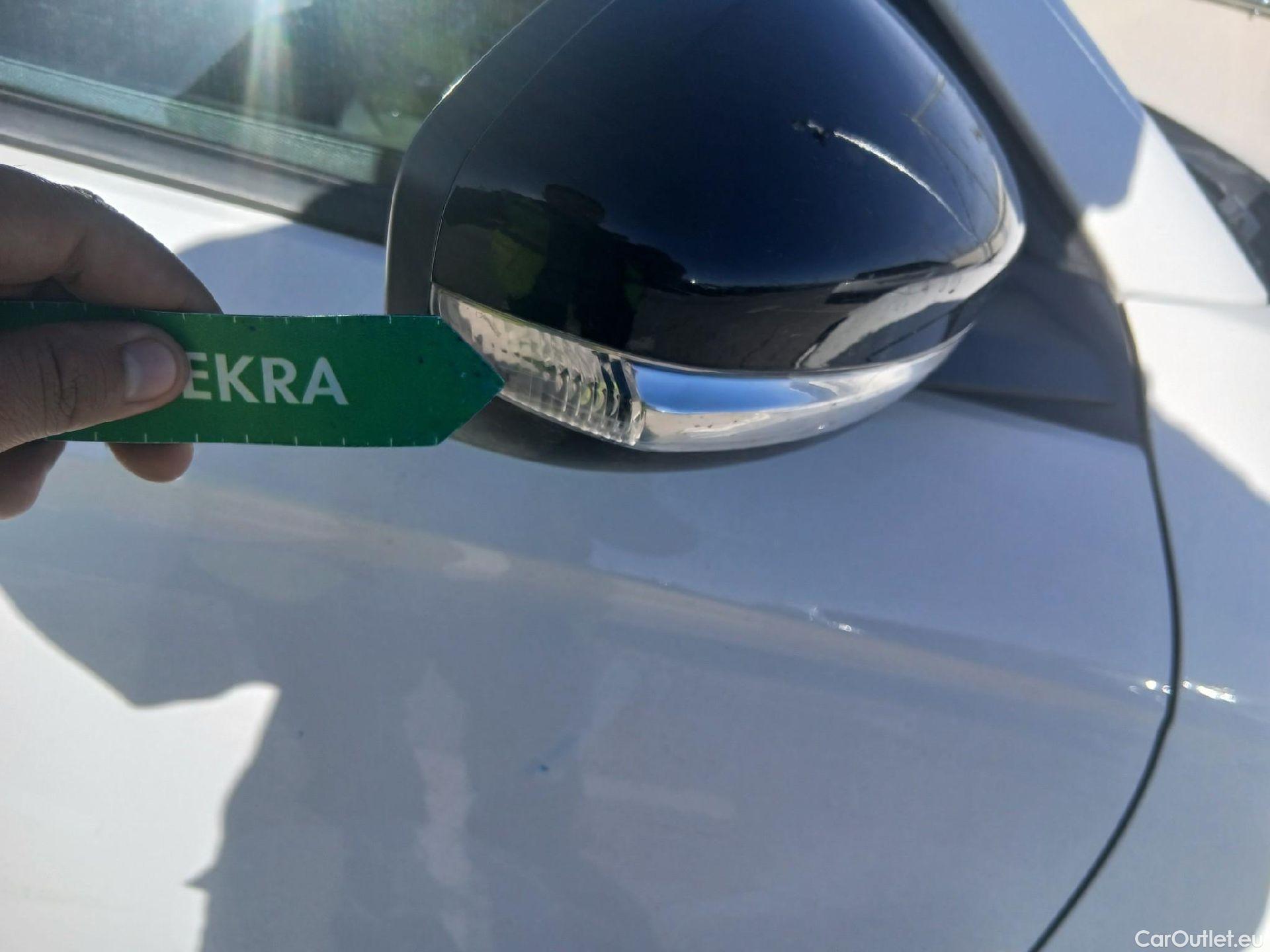  Opel  Corsa OPEL  / 2019 / 5P / 1.2T XHL 74kW (100CV) Edition (2) #25