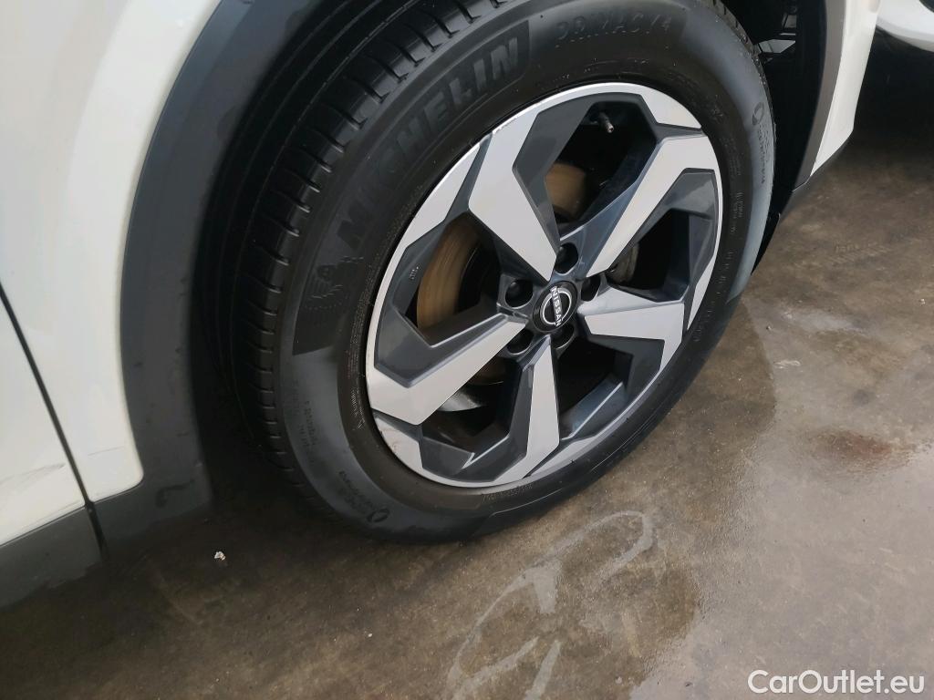  Nissan  Qashqai NISSAN  / 2021 / 5P / todoterreno DIG-T 116kW Xtronic N-Connecta #3
