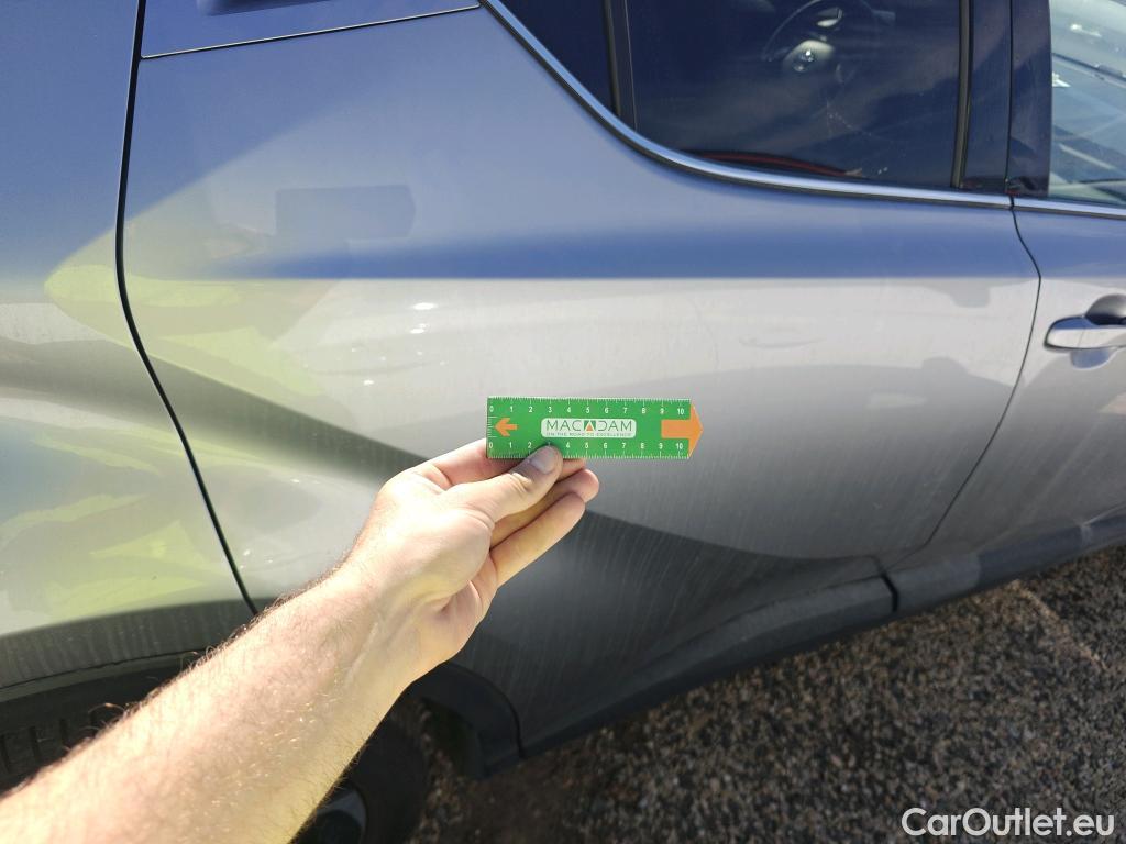  Toyota  C-HR TOYOTA  / 2016 / 5P / todoterreno 1.8 125H Advance (CX) #24