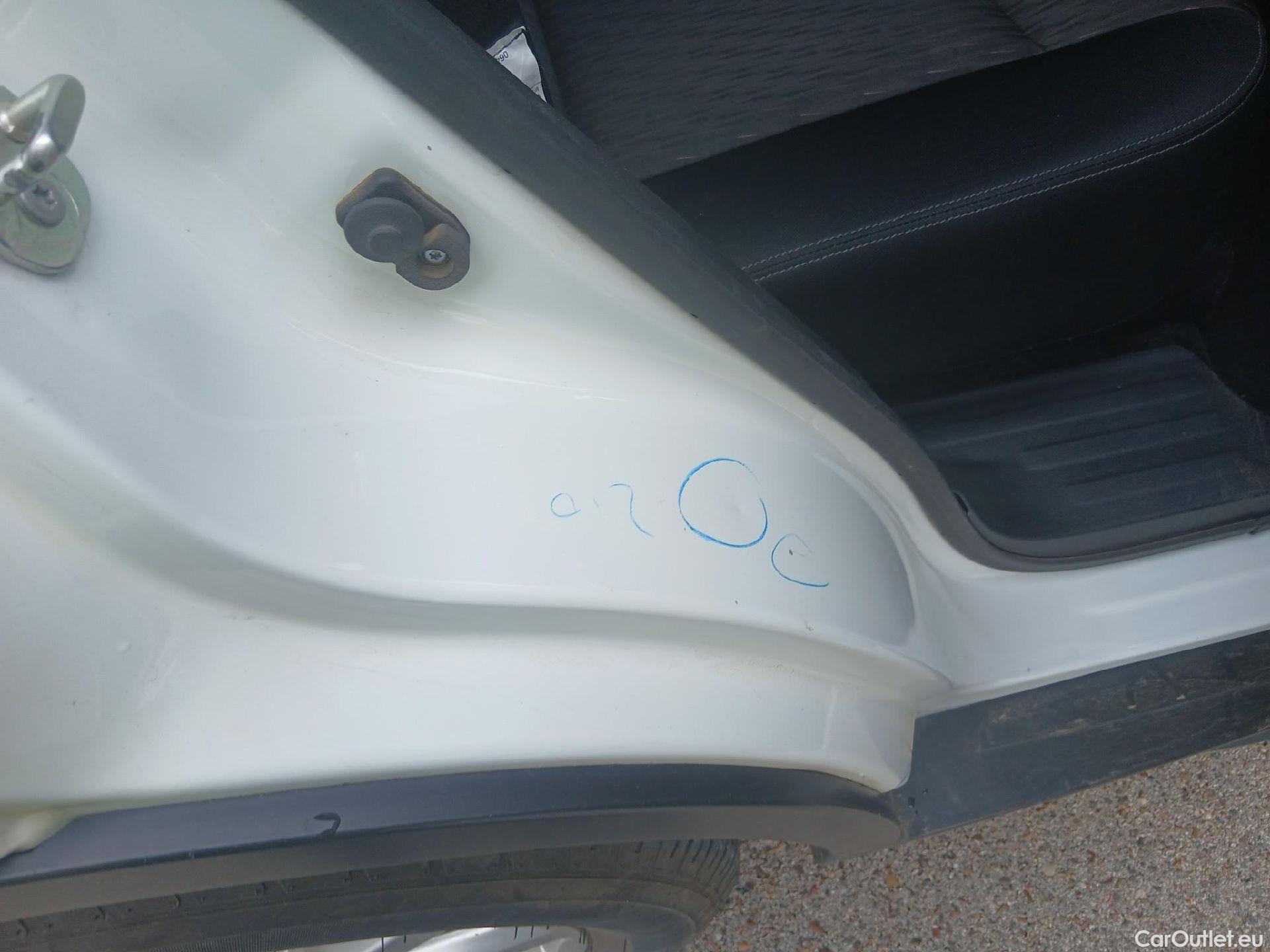  Nissan  X-Trail NISSAN  / 2017 / 5P / crossover 5P dCi 110 kW (150 CV) E6D ACENTA #13