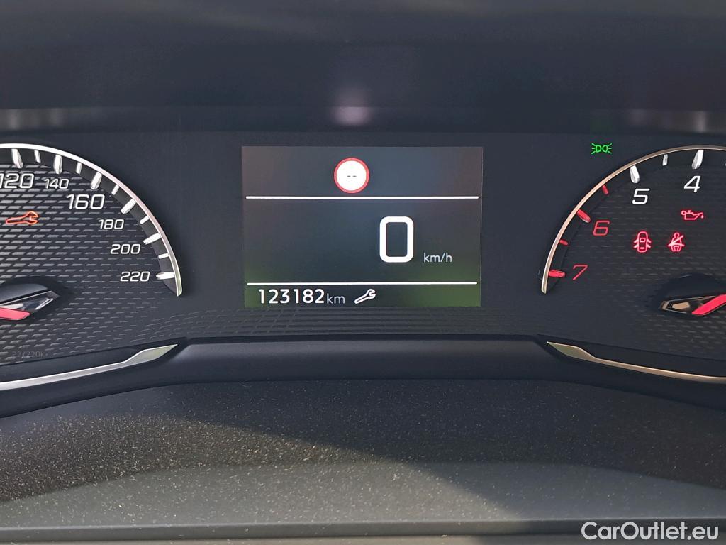  Peugeot  208 PEUGEOT  / 2019 / 5P / berlina con portón PureTech 73kW (100CV) Allure #18