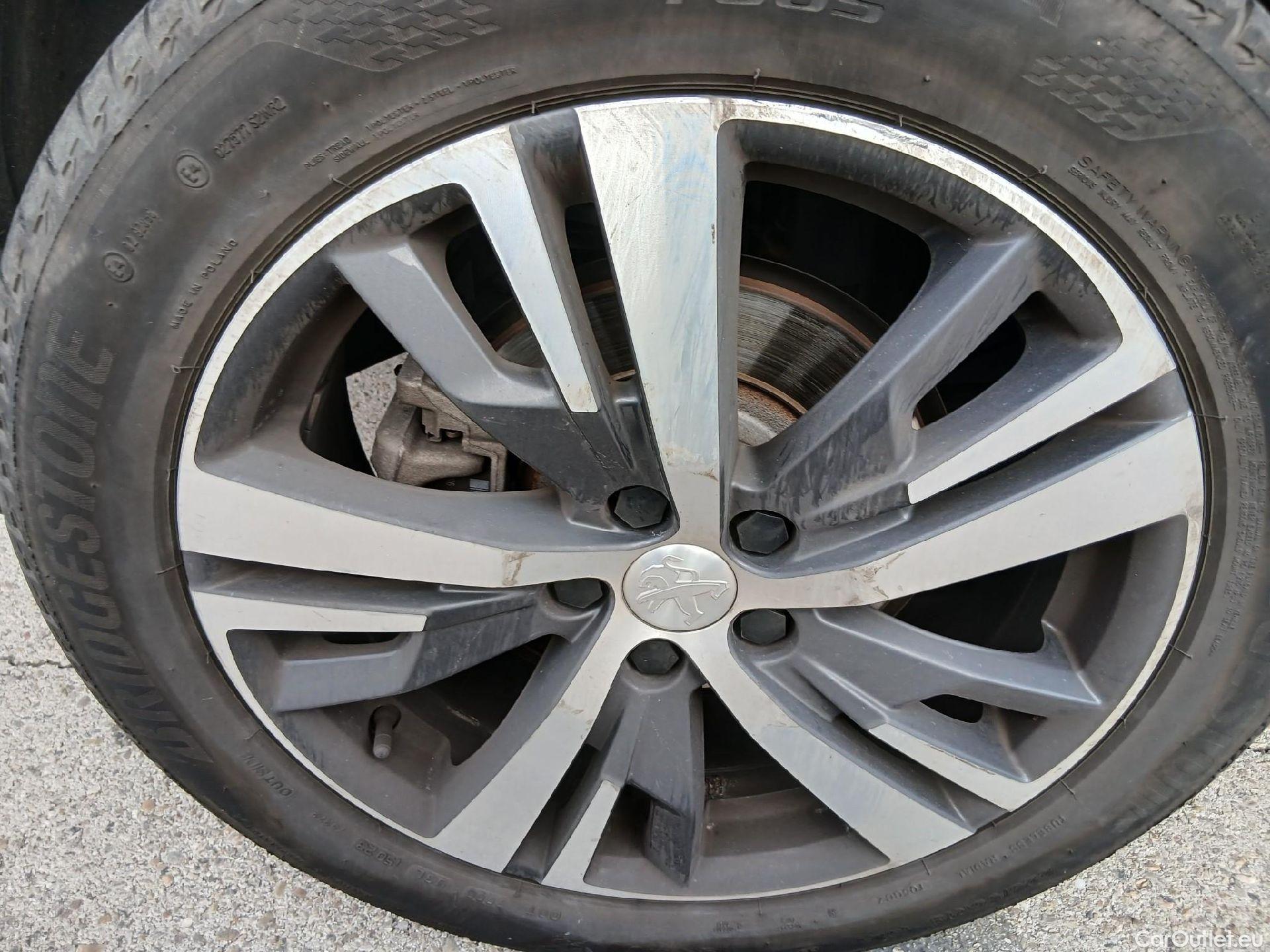  Peugeot  3008  Allure Pack 1.5 HDi 130CV AT8 E6d #14