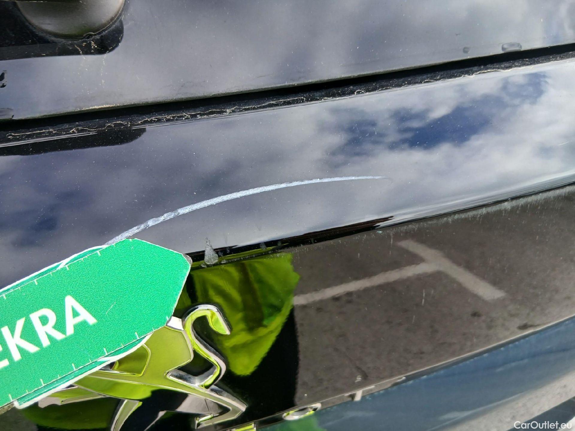  Peugeot  3008  Allure Pack 1.5 HDi 130CV AT8 E6d #29