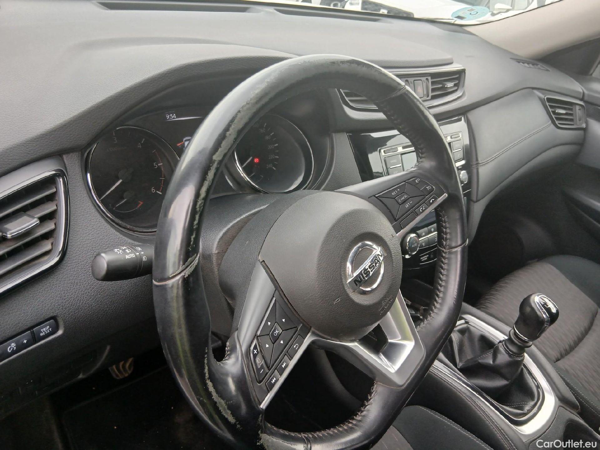  Nissan  X-Trail NISSAN  / 2017 / 5P / crossover 5P dCi 110 kW (150 CV) E6D ACENTA #5