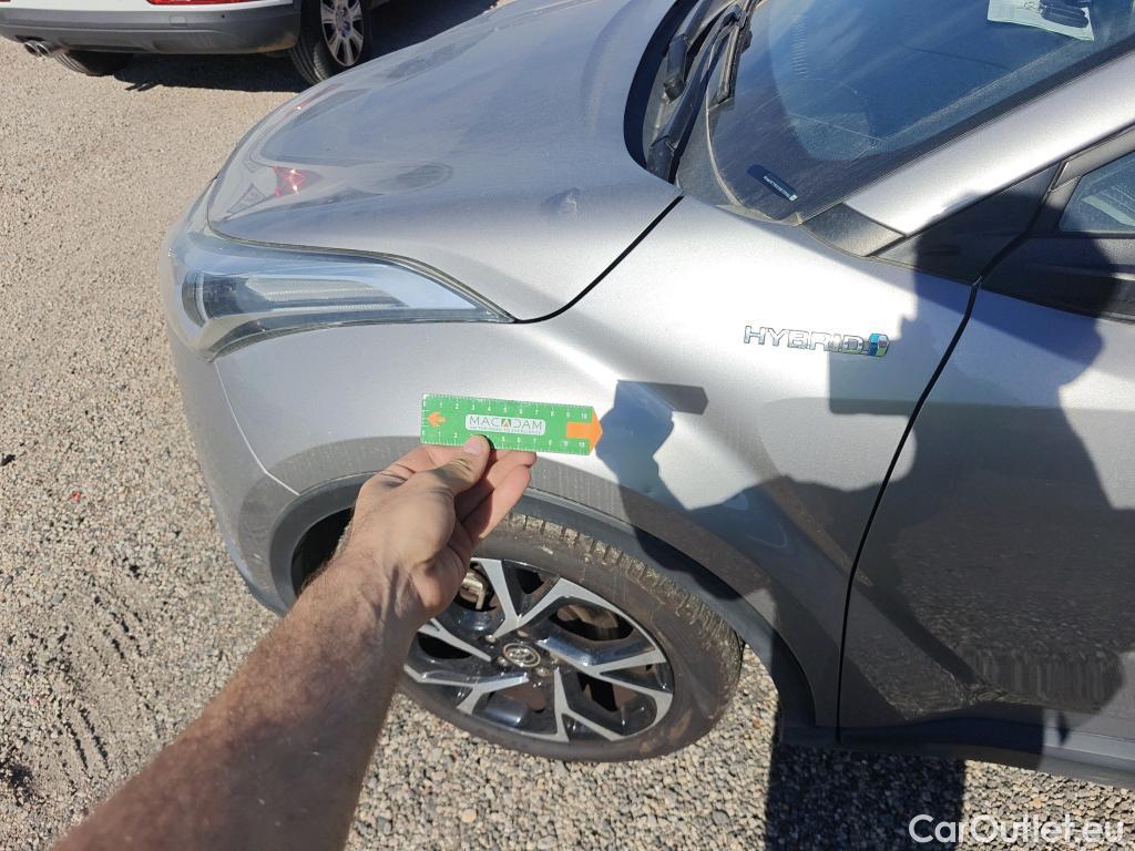  Toyota  C-HR TOYOTA  / 2016 / 5P / todoterreno 1.8 125H Advance (CX) #3