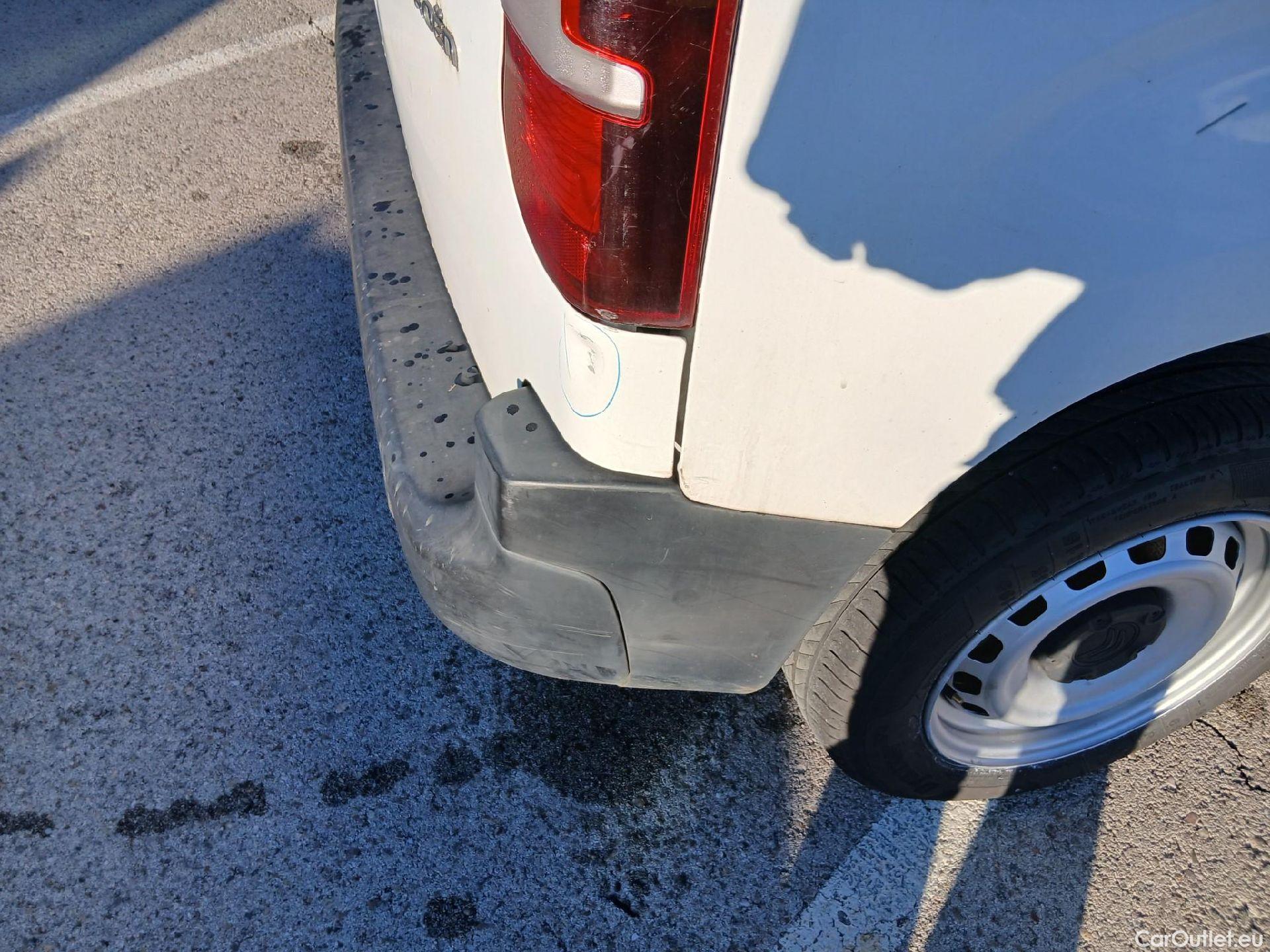  Citroen  Berlingo CITROEN  / 2018 / 3P / furgón derivado de turismo Talla M BlueHDi 100 CONTROL #28