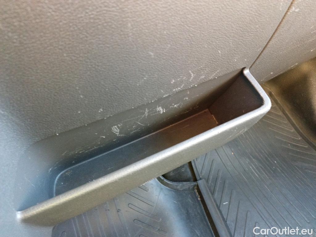  Ford  Transit FORD  / 2013 / 4P / furgón 350 96kW L2H2 Van Trend RWD MHEV #29