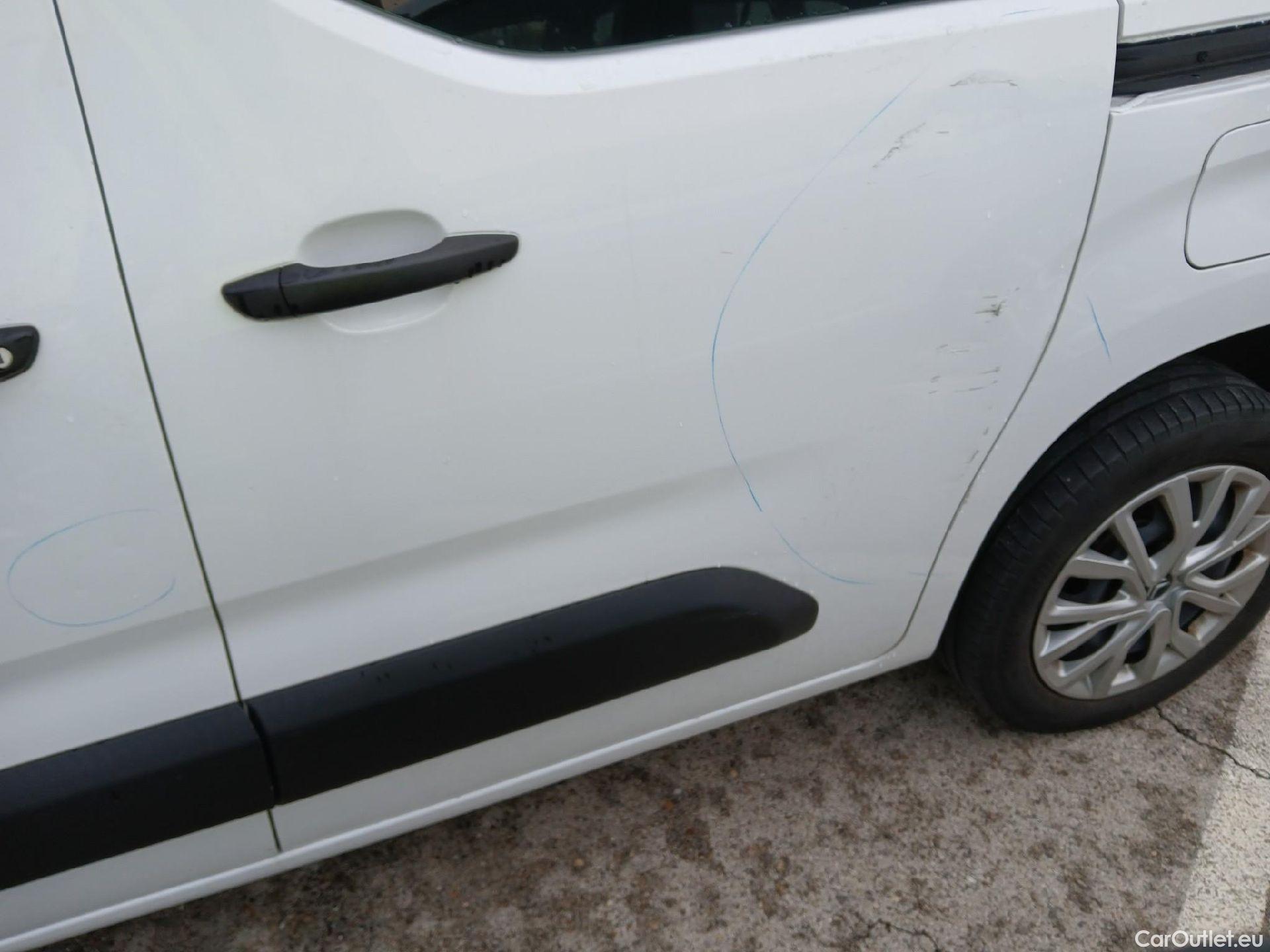  Citroen  Berlingo  Combi Live Pack Business M 1.5 BlueHDi 100CV MT6 E6d #23