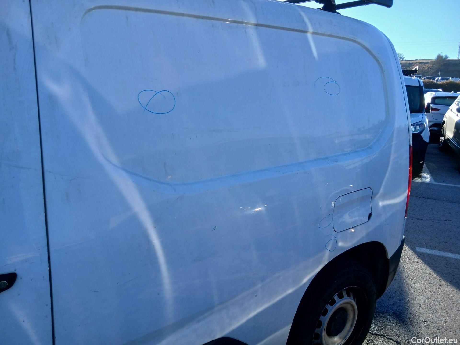  Citroen  Berlingo CITROEN  / 2018 / 3P / furgón derivado de turismo Talla M BlueHDi 100 CONTROL #14