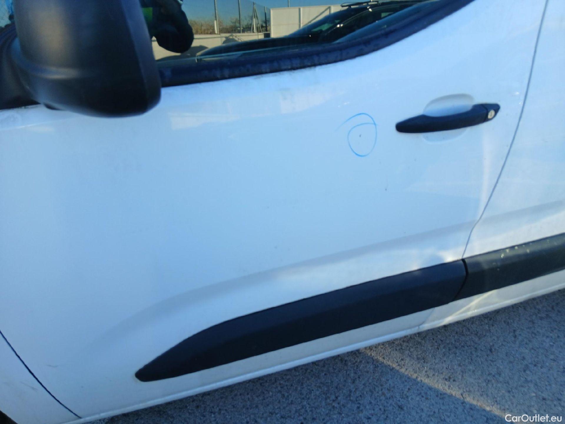  Citroen  Berlingo CITROEN  / 2018 / 3P / furgón derivado de turismo Talla M BlueHDi 100 CONTROL #13