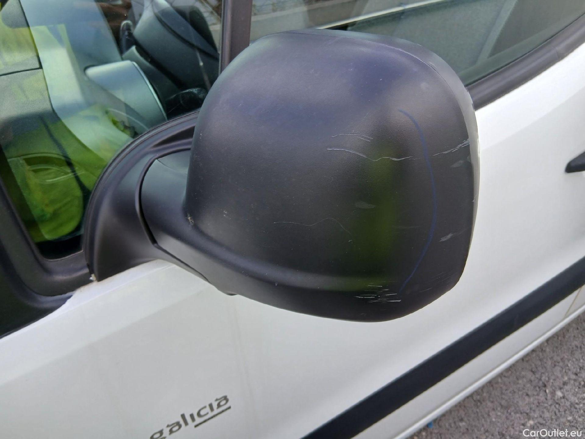  Citroen  Berlingo CITROEN  VU 4p 2G combi Multispace LIVE Edit.BlueHDi 74KW (100CV #17