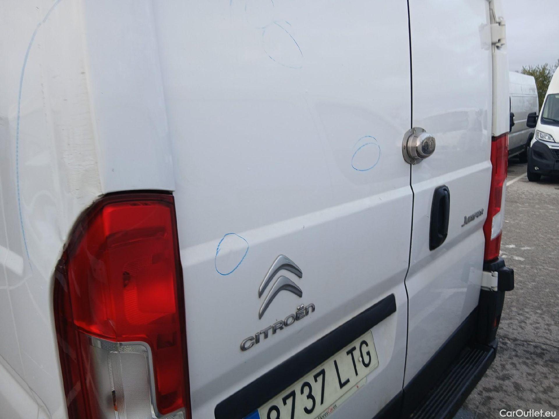  Citroen  Jumper CITROEN  / 2014 / 4P / furgón BlueHDi 103KW (140CV) Furgón 35L3H2 #39