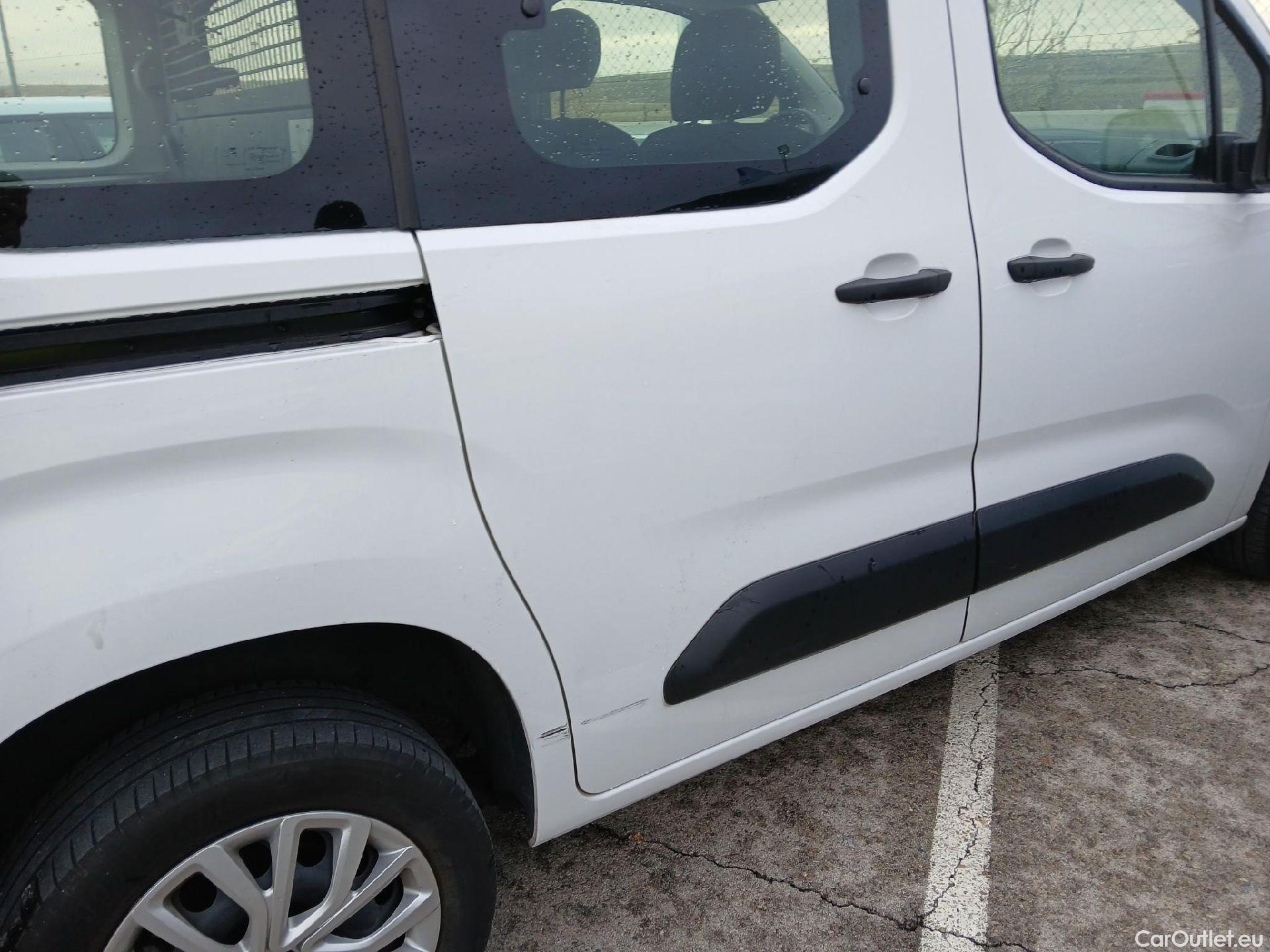  Citroen  Berlingo  Combi Live Pack Business M 1.5 BlueHDi 100CV MT6 E6d #37